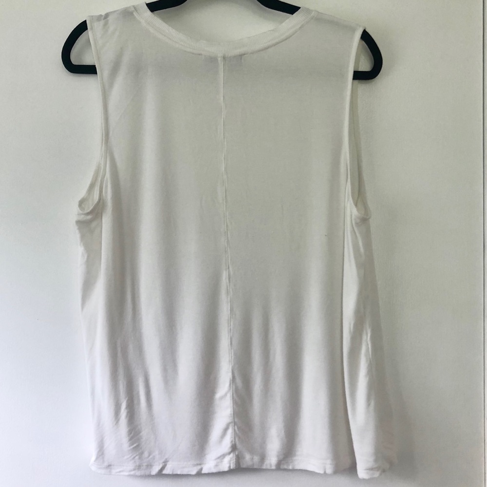 Loft - White Tank - Picture 2 of 4